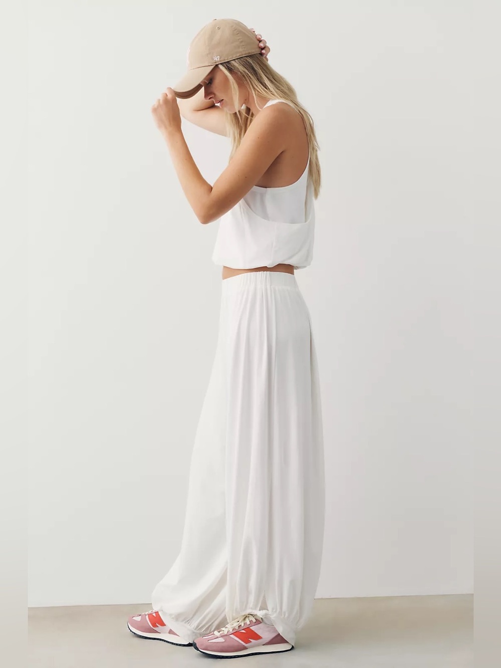 Anthropologie Daily Practice Twist Bubble Pants Ivory White NEW Size Small - Picture 1 of 6